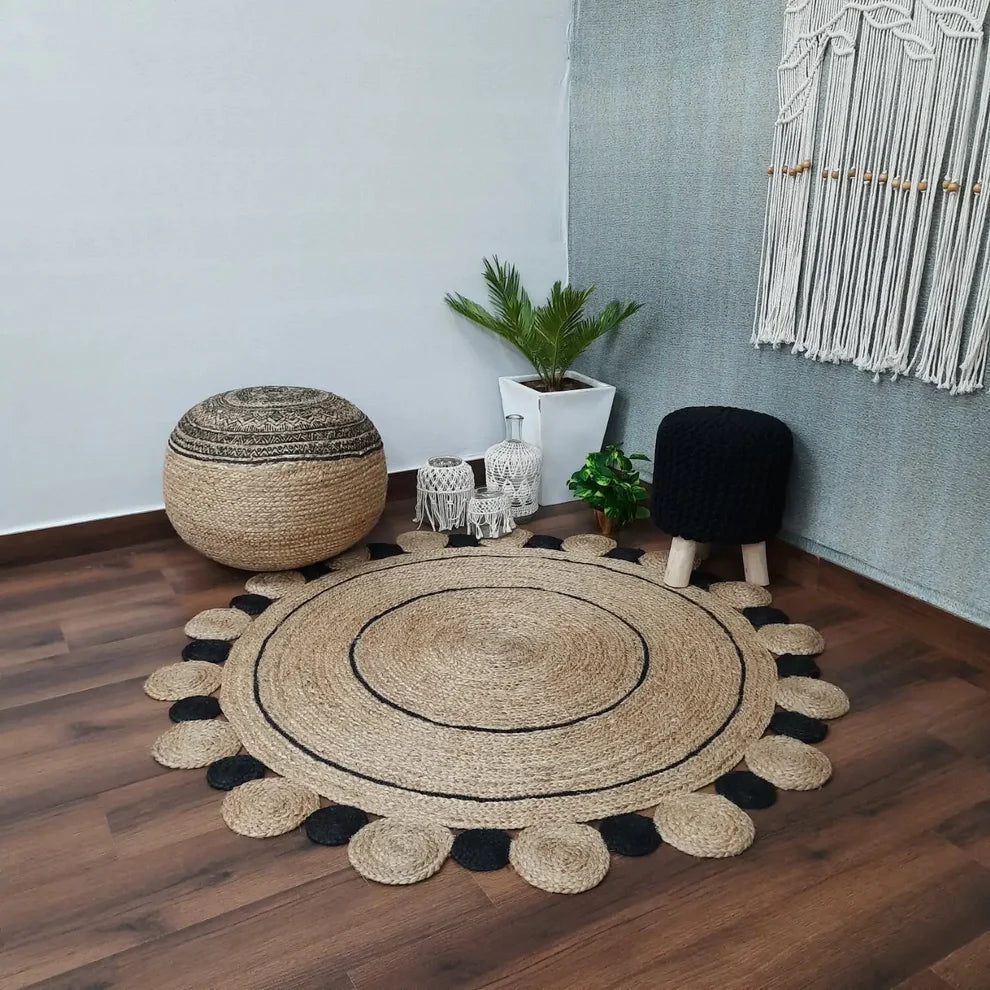 Natural Jute With Black Round Tikki Border Braided Carpet .